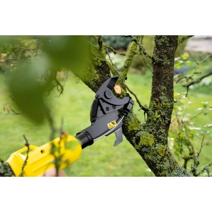 Kärcher Akku-Astschere TLO 18-32 Battery – Bild 4